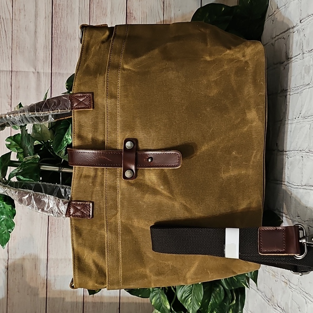 Oiled Canvas Tote/Crossbody Bag In Spice NWOT